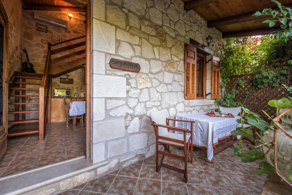 Gasthaus Ktima Kourou Plános Exterior foto
